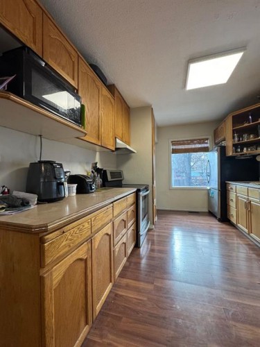 5319 47 Avenue, Wetaskiwin, AB - Indoor Photo Showing Kitchen