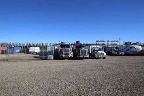 7-7621 Edgar Industrial Drive, Red Deer, AB 