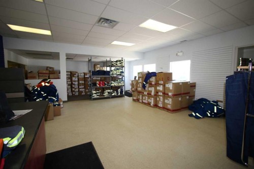 7-7621 Edgar Industrial Drive, Red Deer, AB 