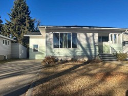 4516 46 Street  Camrose, AB T4V 1G1