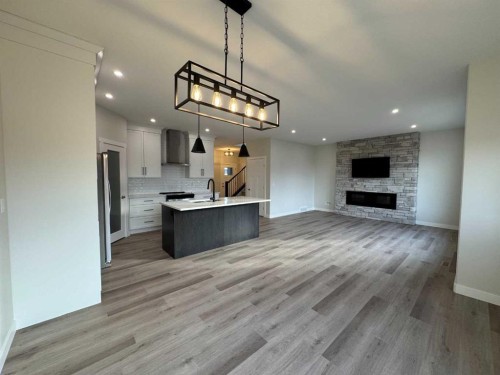 38 Tagish Avenue, Red Deer, AB - Indoor