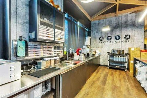 101-4900 50 Street, Red Deer, AB 