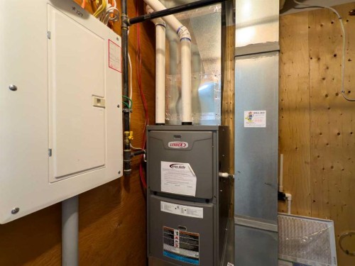 129 Henderson Crescent, Penhold, AB - Indoor Photo Showing Basement