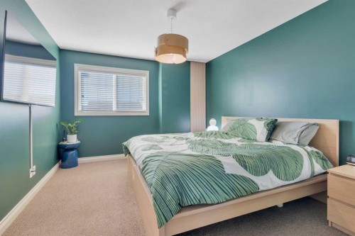 101 Piper Close, Blackfalds, AB - Indoor Photo Showing Bedroom