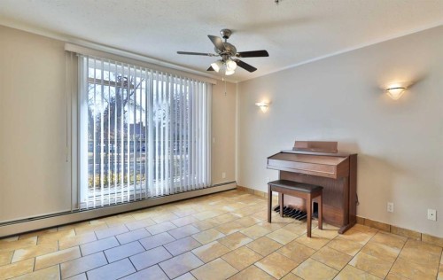 105-4834 52A Street, Camrose, AB - Indoor Photo Showing Other Room