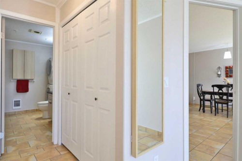 105-4834 52A Street, Camrose, AB - Indoor Photo Showing Other Room