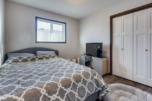 13 Adina Close, Blackfalds, AB - Indoor Photo Showing Bedroom