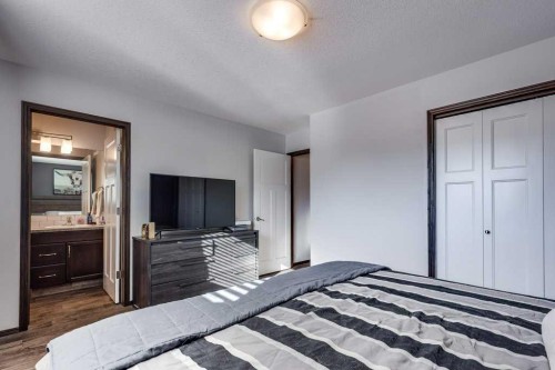 13 Adina Close, Blackfalds, AB - Indoor Photo Showing Bedroom