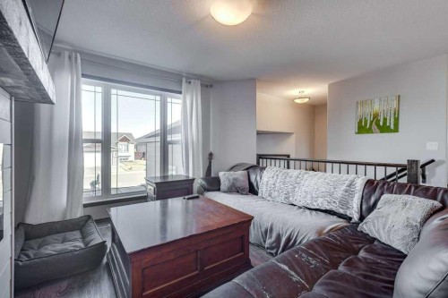 13 Adina Close, Blackfalds, AB - Indoor Photo Showing Living Room
