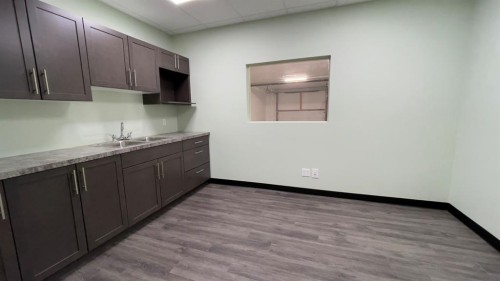 105-251 Spruce Street, Rural Red Deer County, AB 