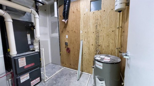 105-251 Spruce Street, Rural Red Deer County, AB 