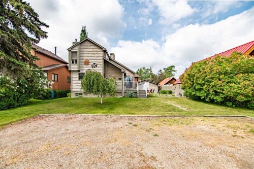 5014 43 Street, Sylvan Lake, AB - Outdoor