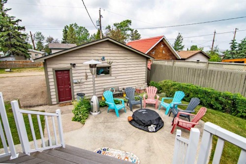 5014 43 Street, Sylvan Lake, AB - Outdoor With Deck Patio Veranda