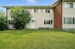 13-15 Stanton Street  Red Deer, AB T4N 0B9