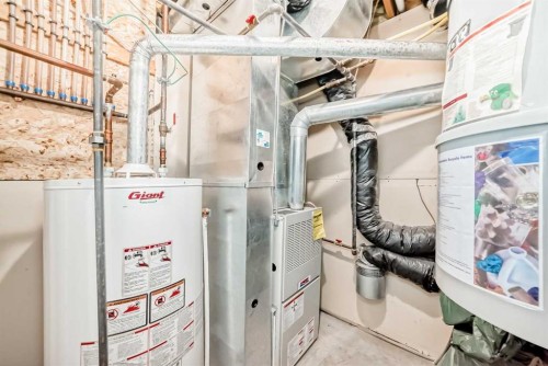 4819 45 Avenue, Innisfail, AB - Indoor Photo Showing Basement