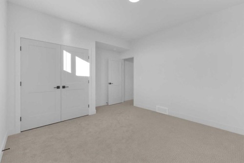 59 Everson Close, Red Deer, AB - Indoor Photo Showing Other Room
