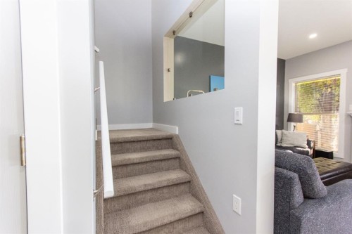 347 Addington Drive, Red Deer, AB - Indoor Photo Showing Other Room