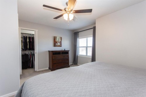 347 Addington Drive, Red Deer, AB - Indoor Photo Showing Bedroom