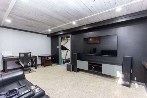 347 Addington Drive, Red Deer, AB - Indoor