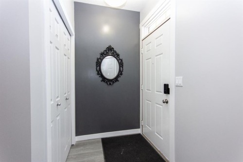 347 Addington Drive, Red Deer, AB - Indoor Photo Showing Other Room