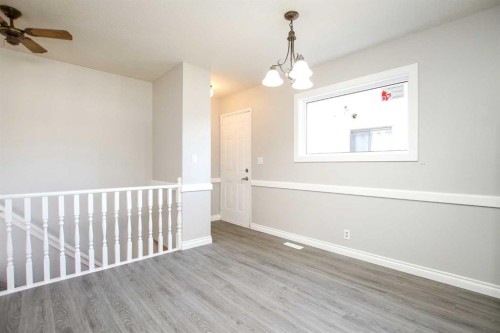 69 Erickson Drive, Red Deer, AB - Indoor Photo Showing Other Room