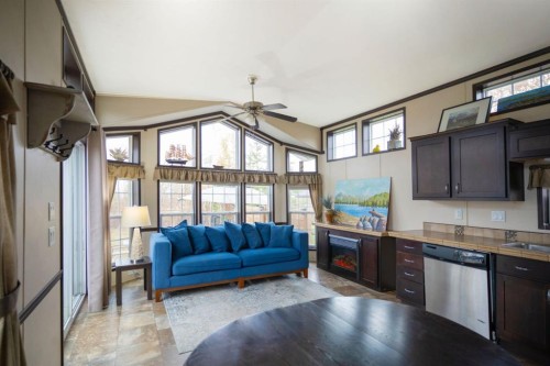 46-41019 Range Road 11, Rural Lacombe County, AB - Indoor