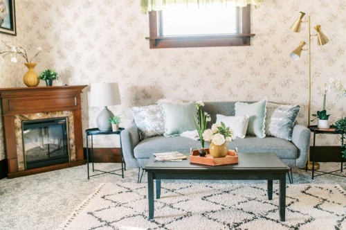 221 4Th Avenue South, Big Valley, AB - Indoor Photo Showing Living Room With Fireplace