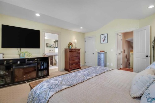 3 Legacy Cove, Sylvan Lake, AB - Indoor Photo Showing Bedroom