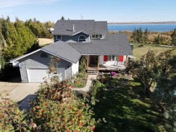 36-41513 Range Road 13  Rural Lacombe County, AB T0M 0J0