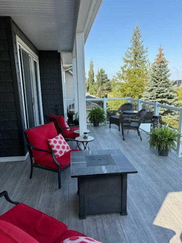 5 Leonard Close, Sylvan Lake, AB - Outdoor With Deck Patio Veranda With Exterior