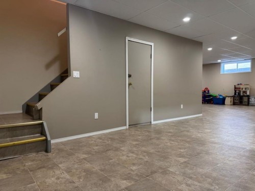 4953 49 Street, Sedgewick, AB - Indoor