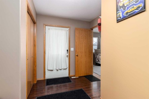 625 Lancaster Drive, Red Deer, AB - Indoor Photo Showing Other Room