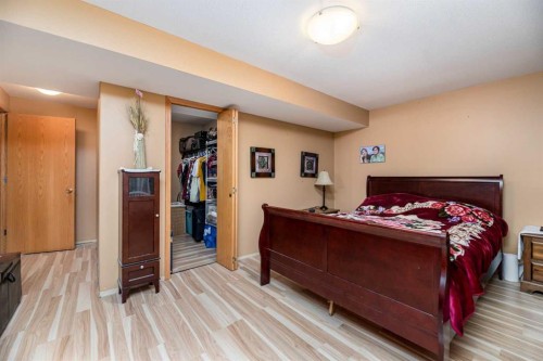625 Lancaster Drive, Red Deer, AB - Indoor Photo Showing Bedroom