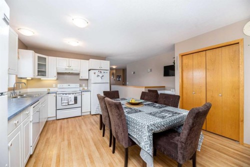 625 Lancaster Drive, Red Deer, AB - Indoor