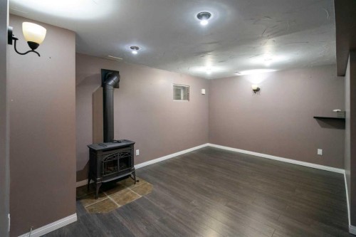 5218 45 Street, Camrose, AB - Indoor Photo Showing Other Room