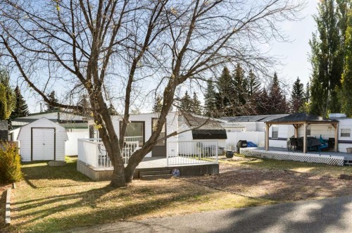 52 Points West Resort, Sylvan Lake, AB 