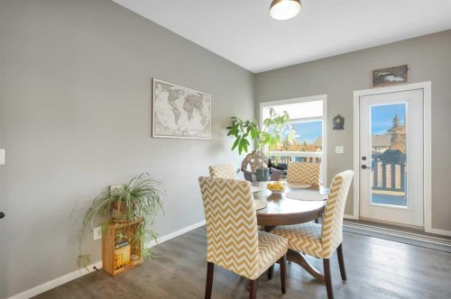 4633 48 Street, Sylvan Lake, AB - Indoor Photo Showing Dining Room