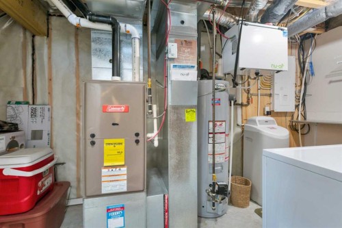 4633 48 Street, Sylvan Lake, AB - Indoor Photo Showing Basement