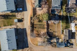 4807 B 47 Street  Camrose, AB T4V 1J7