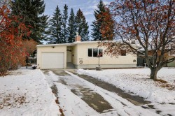 4413 Embury Crescent  Red Deer, AB T4N 2S9