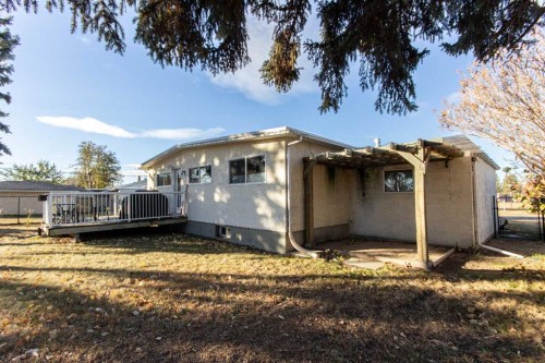4413 Embury Crescent, Red Deer, AB - Outdoor