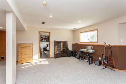 179 Douglas Avenue, Red Deer, AB - Indoor