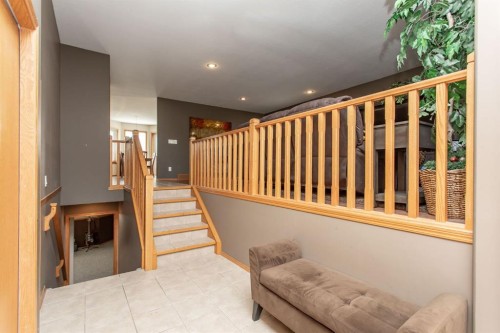 179 Douglas Avenue, Red Deer, AB - Indoor Photo Showing Other Room