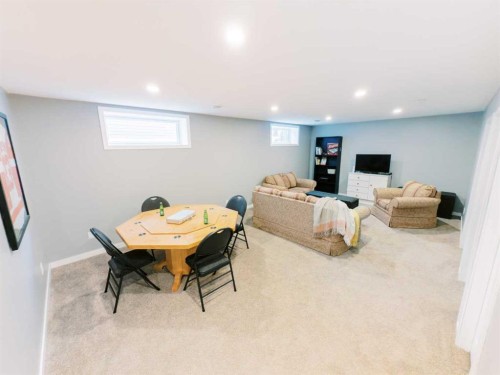 5013 57 Street, Stettler, AB - Indoor Photo Showing Basement