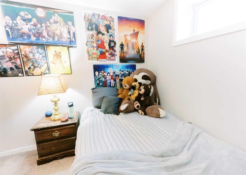 5013 57 Street, Stettler, AB - Indoor Photo Showing Bedroom