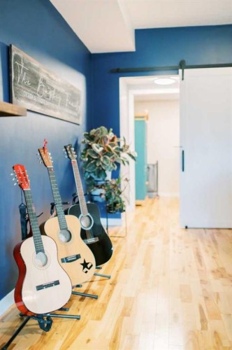 5013 57 Street, Stettler, AB - Indoor