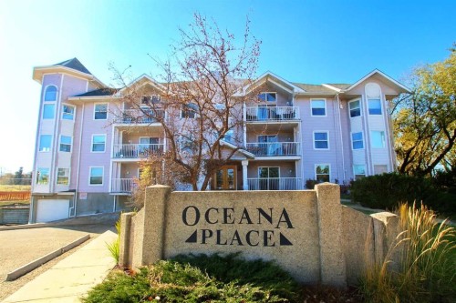 106-5435 Lakeshore Drive  Sylvan Lake, AB T4S 1T2