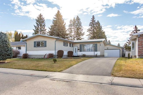 24 Mckee Close  Red Deer, AB T4N 0L9