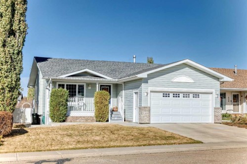 4514 54A Ave Cres, Innisfail, AB - Outdoor