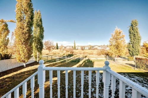 4514 54A Ave Cres, Innisfail, AB - Outdoor